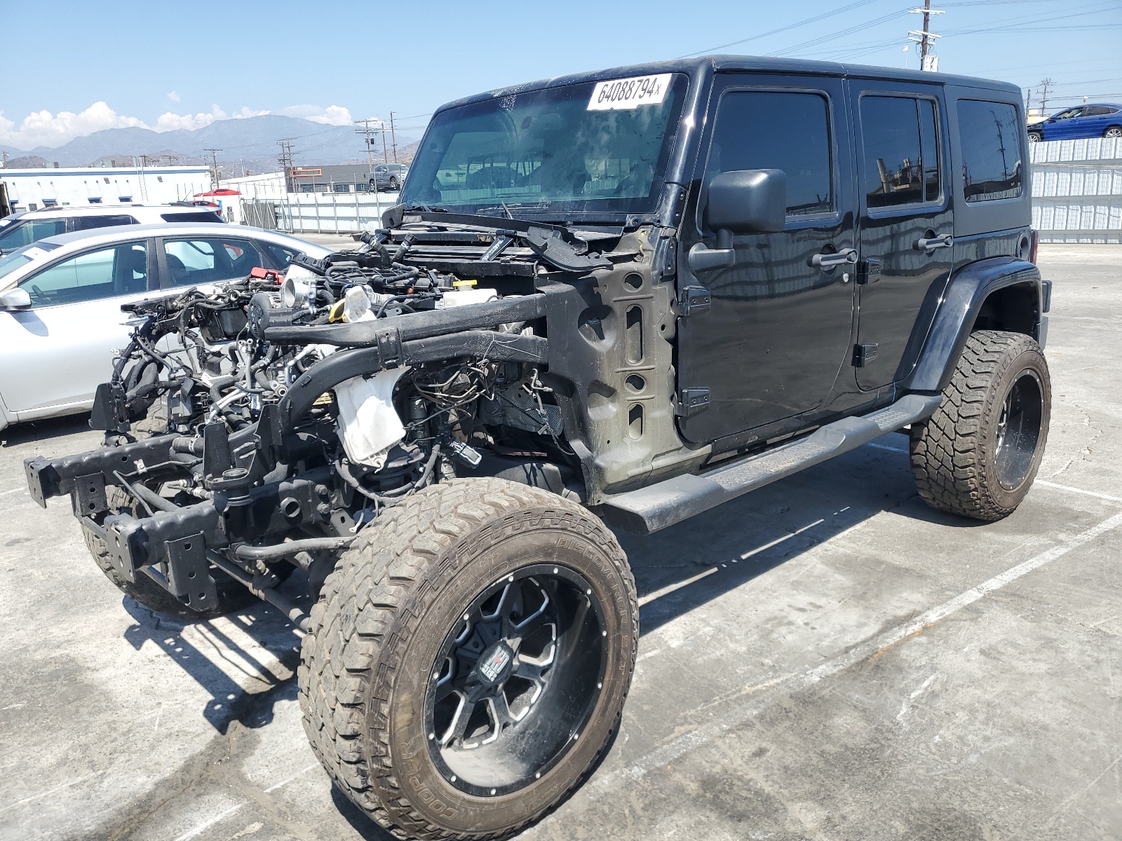 2018 Jeep Wrangler Unlimited Sahara vin: 1C4HJWEG7JL927389