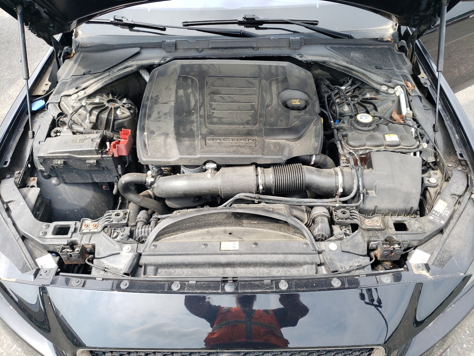 SAJAJ4FX3KCP51609 2019 Jaguar Xe Premium