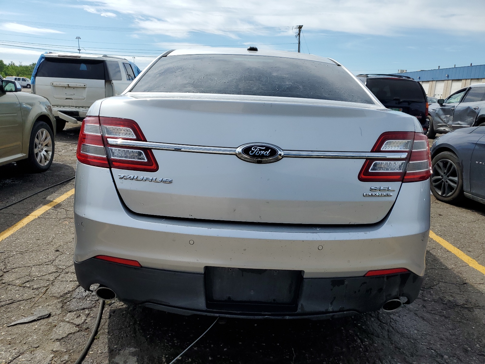 1FAHP2E84EG108523 2014 Ford Taurus Sel
