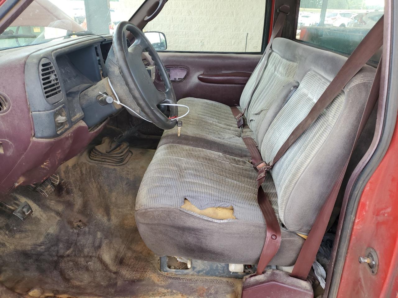 1995 Chevrolet Gmt-400 C2500 VIN: 1GCFC24KXSZ110996 Lot: 62213344