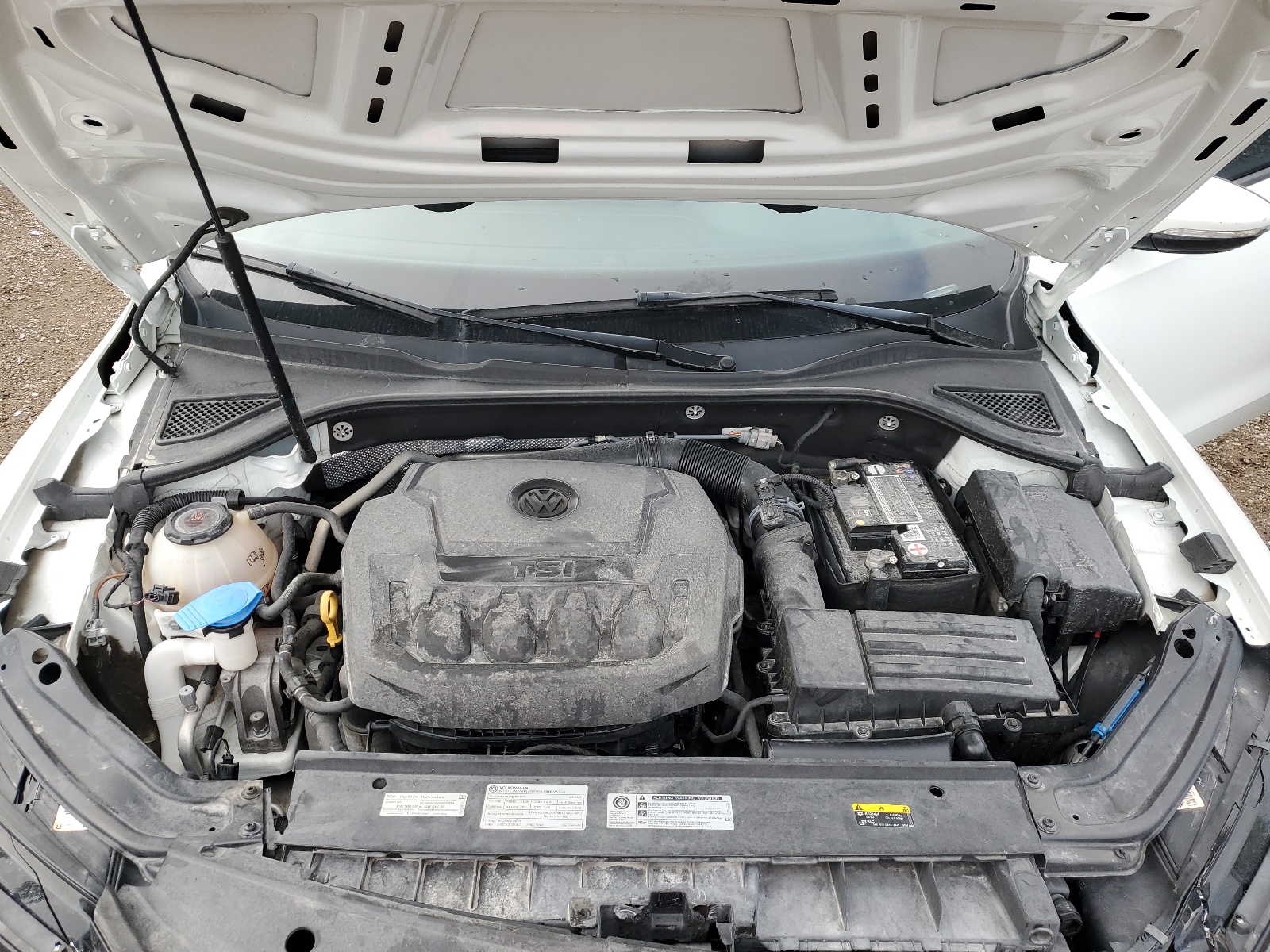 1VWAA7A39JC033997 2018 Volkswagen Passat S