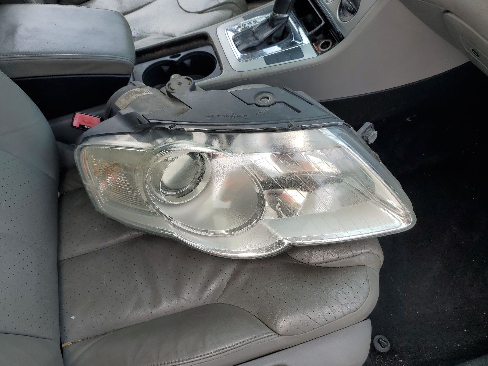 WVWEK93C26P031325 2006 Volkswagen Passat 2.0T Luxury