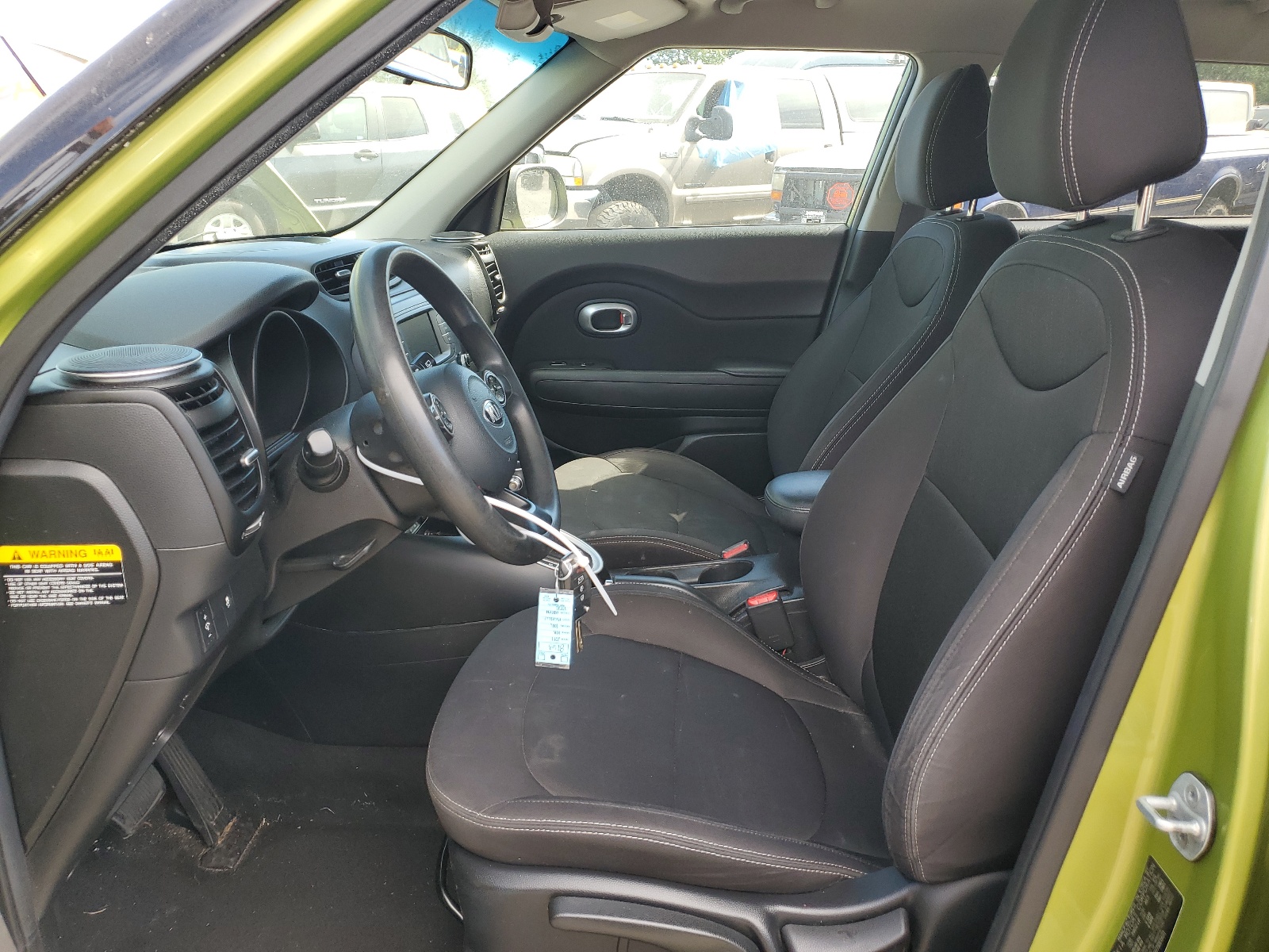 KNDJN2A26H7881601 2017 Kia Soul