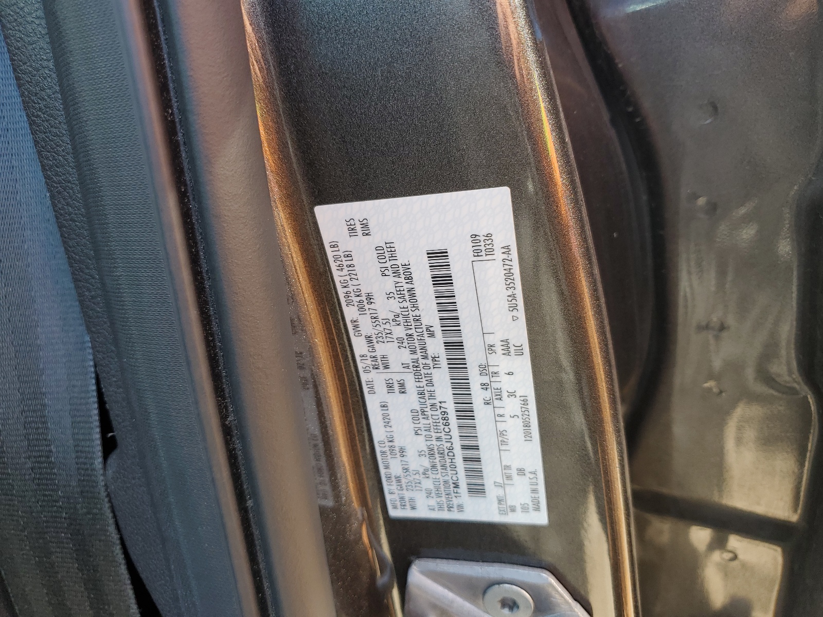 1FMCU0HD6JUC68971 2018 Ford Escape Sel