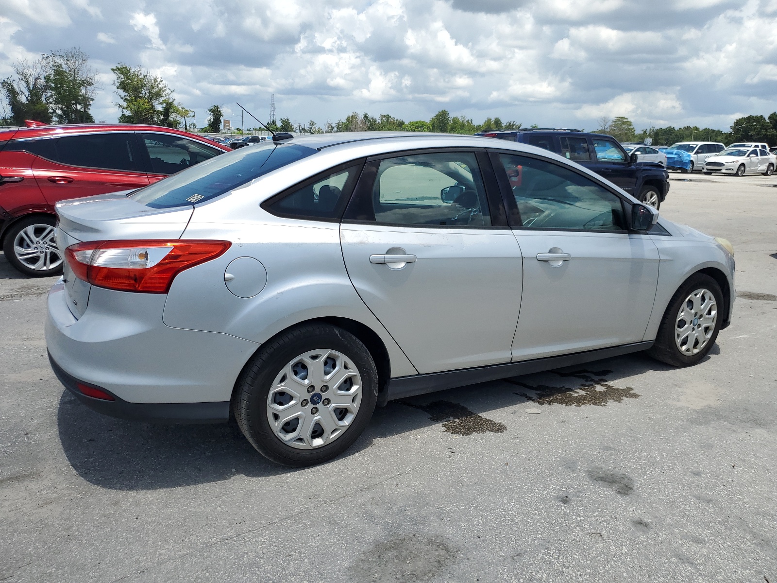 2012 Ford Focus Se vin: 1FAHP3F20CL105820