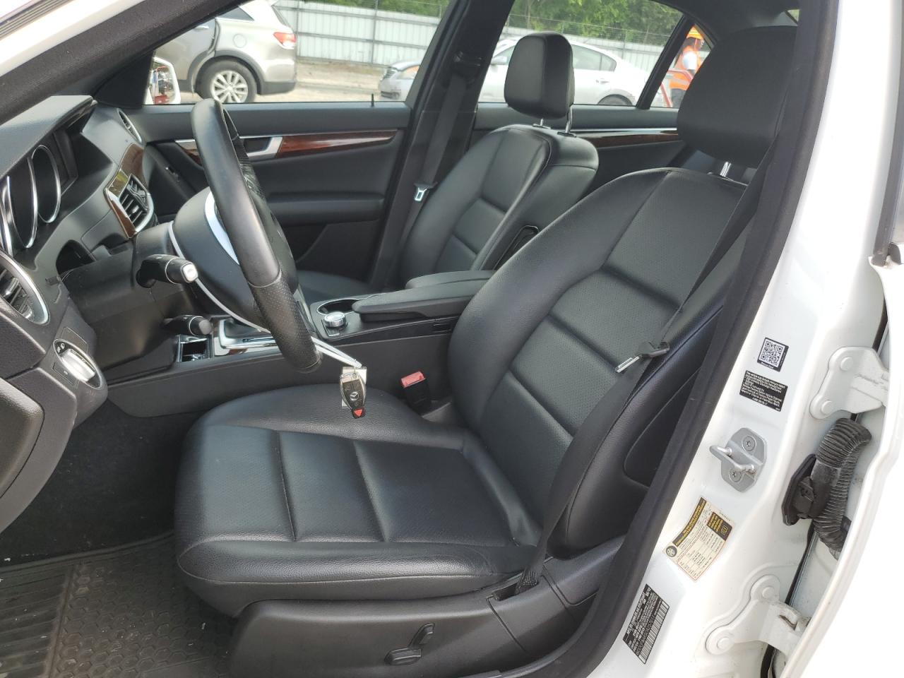 2013 Mercedes-Benz C 300 4Matic VIN: WDDGF8AB5DR257013 Lot: 63963144