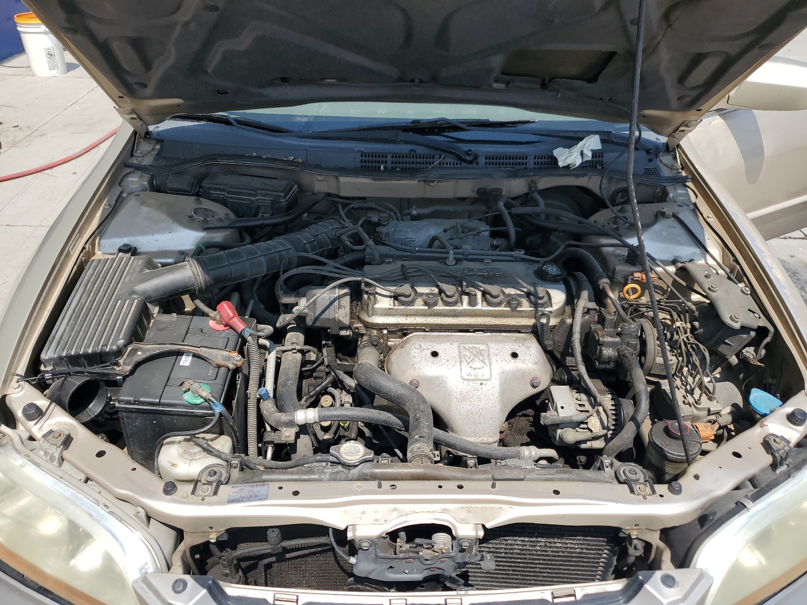 JHMCG5678YC009483 2000 Honda Accord Se