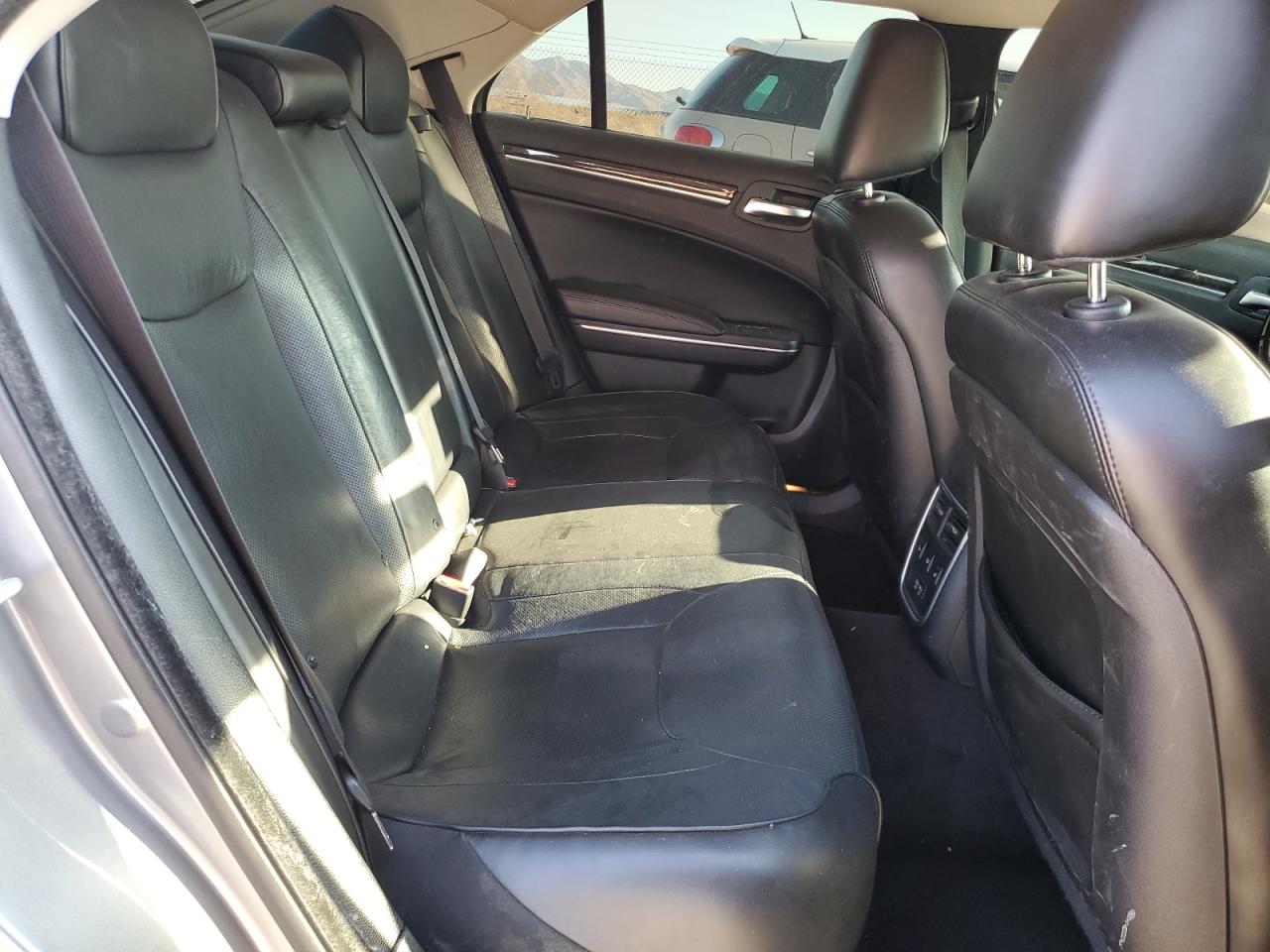 2017 Chrysler 300C VIN: 2C3CCAEG2HH632588 Lot: 65247044