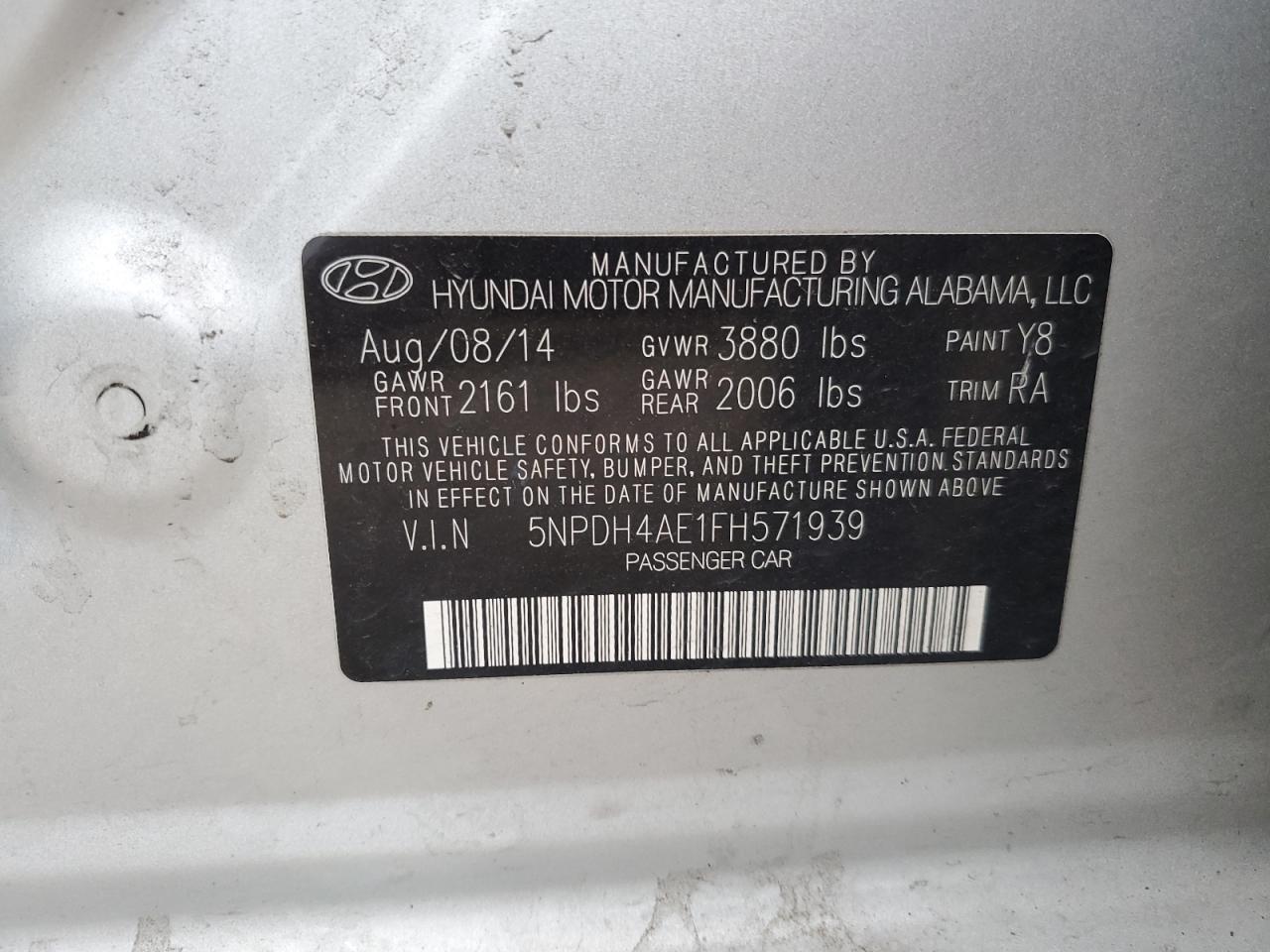 2015 Hyundai Elantra - Image 12