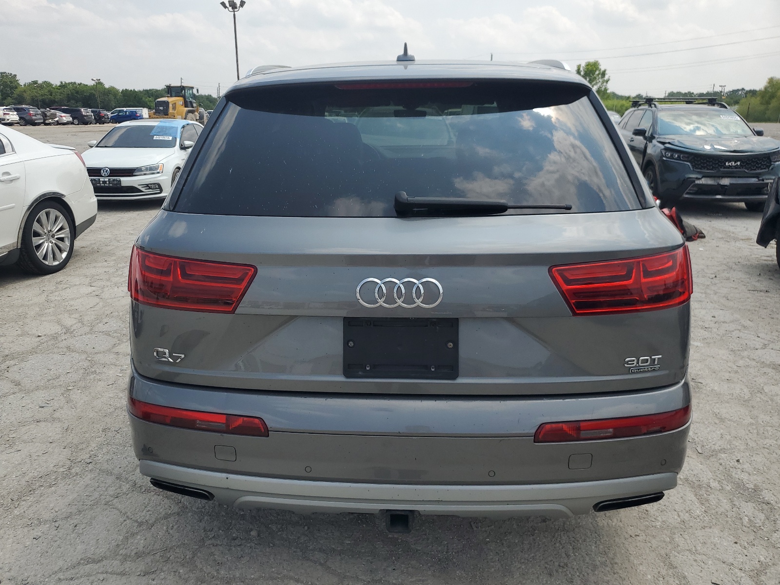 WA1VABF75HD024067 2017 Audi Q7 Prestige