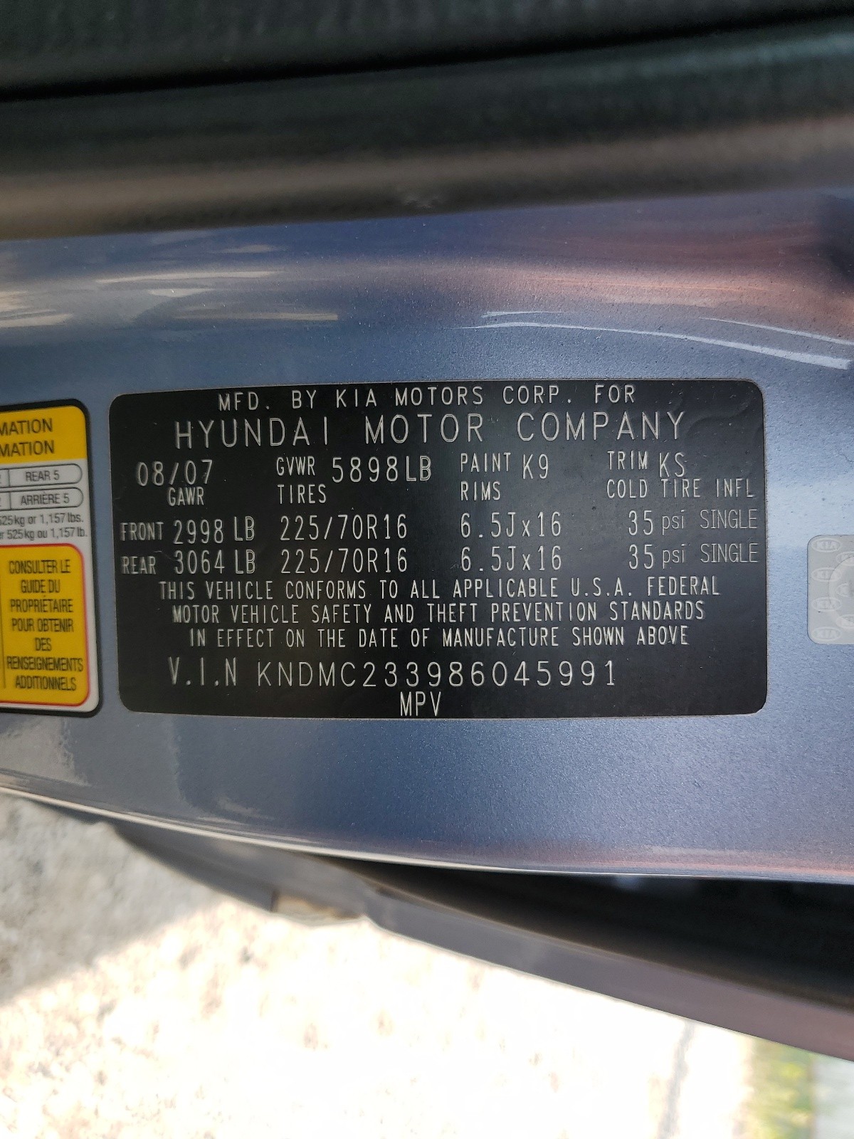 KNDMC233986045991 2008 Hyundai Entourage Gls