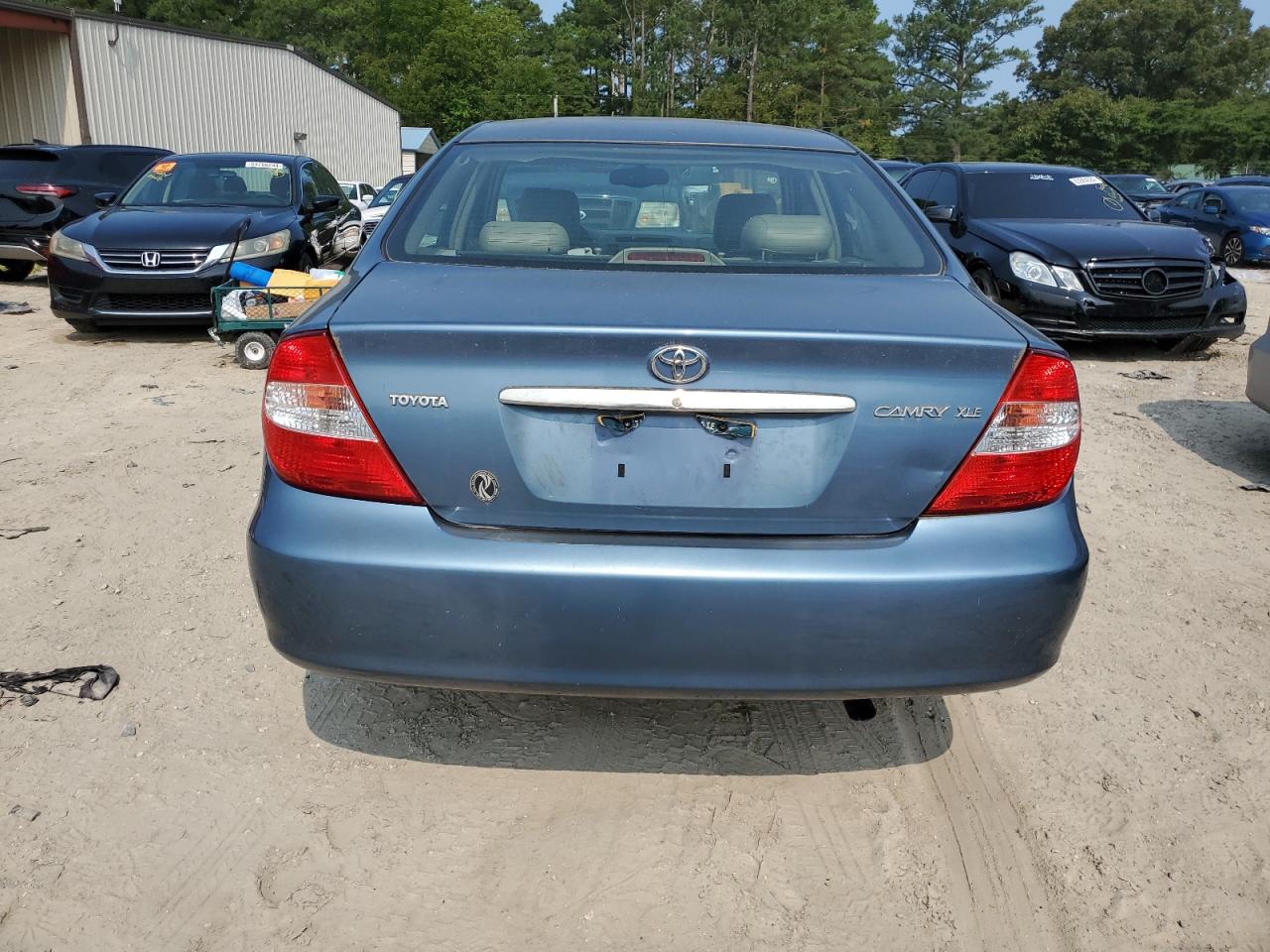 4T1BE30KX4U829553 2004 Toyota Camry Le