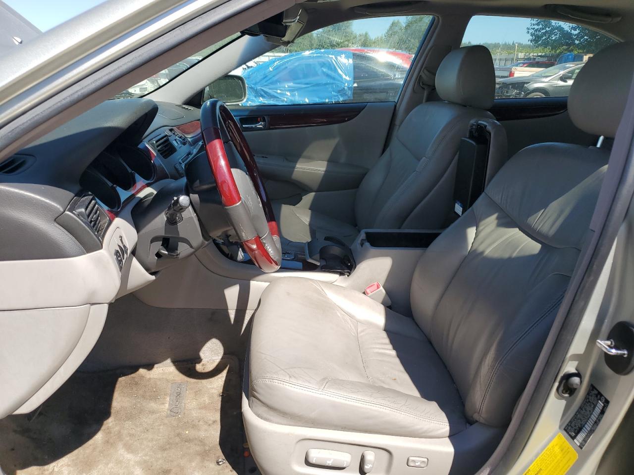 2004 Lexus Es 330 VIN: JTHBA30G745016871 Lot: 64457974