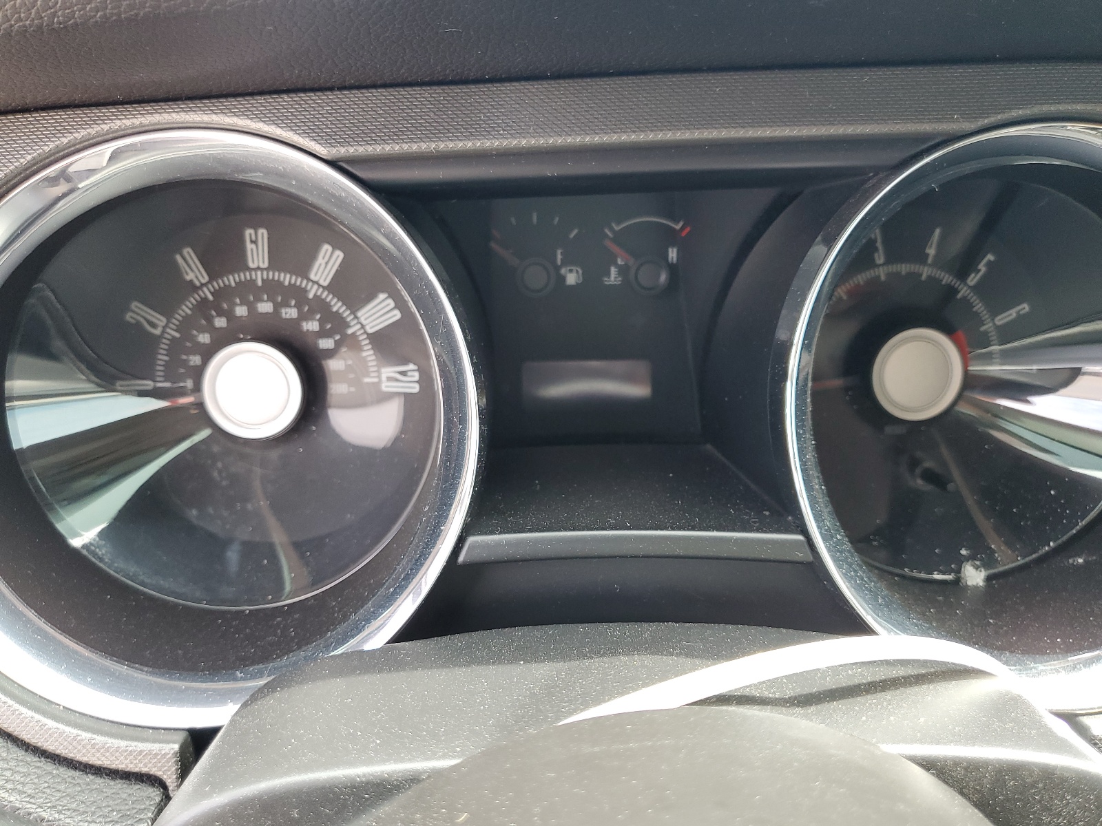 1ZVBP8AN6A5145011 2010 Ford Mustang