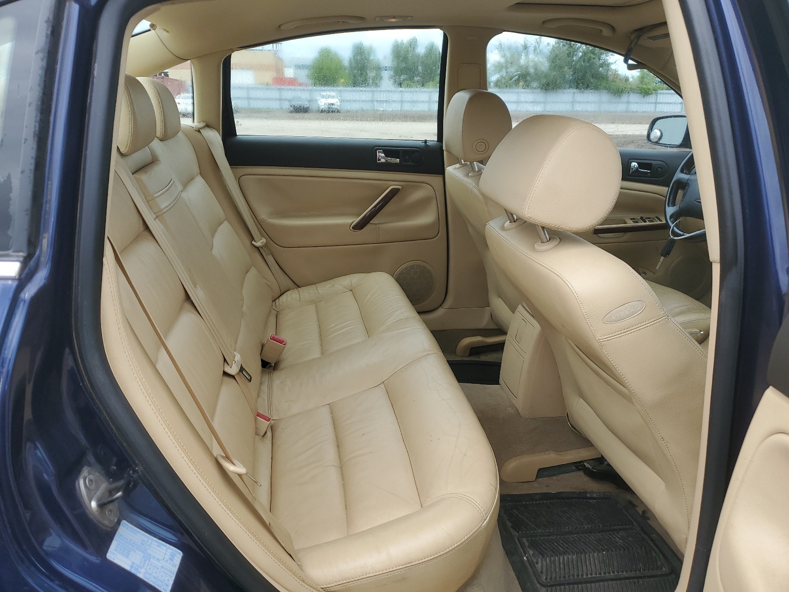 WVWTH63B83P343883 2003 Volkswagen Passat Glx 4Motion