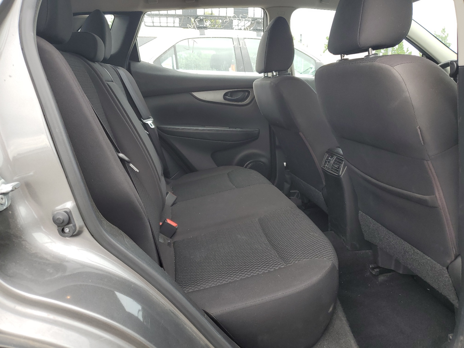 JN1BJ1CR2HW137426 2017 Nissan Rogue Sport S