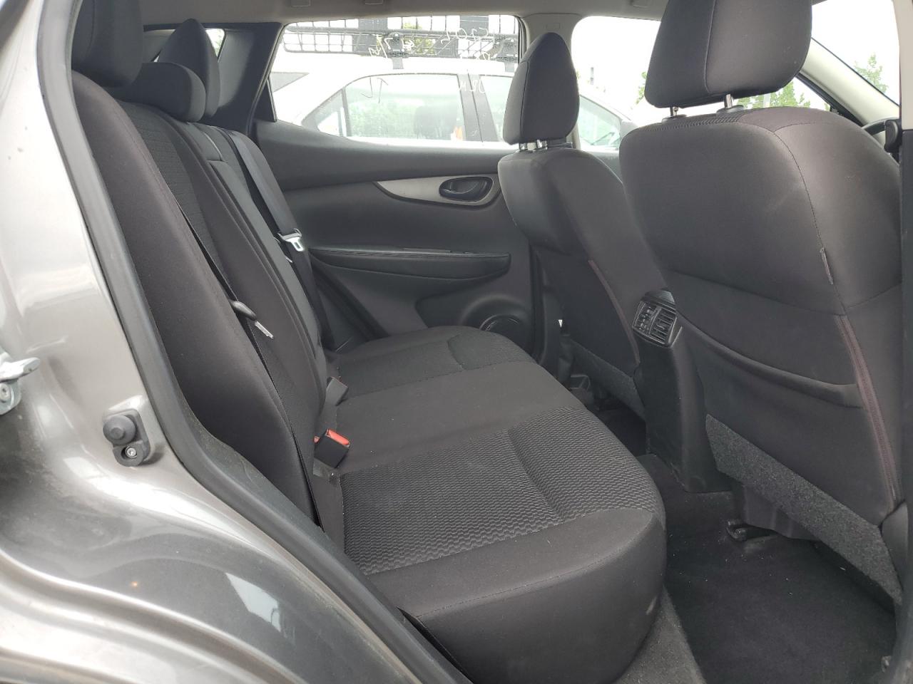 2017 Nissan Rogue Sport S VIN: JN1BJ1CR2HW137426 Lot: 64499784