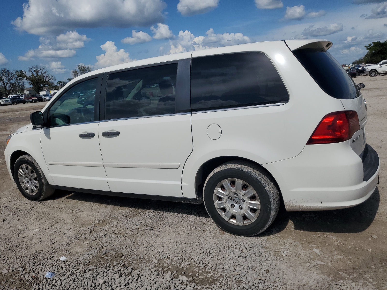 2012 Volkswagen Routan S vin: 2C4RVAAG8CR120617