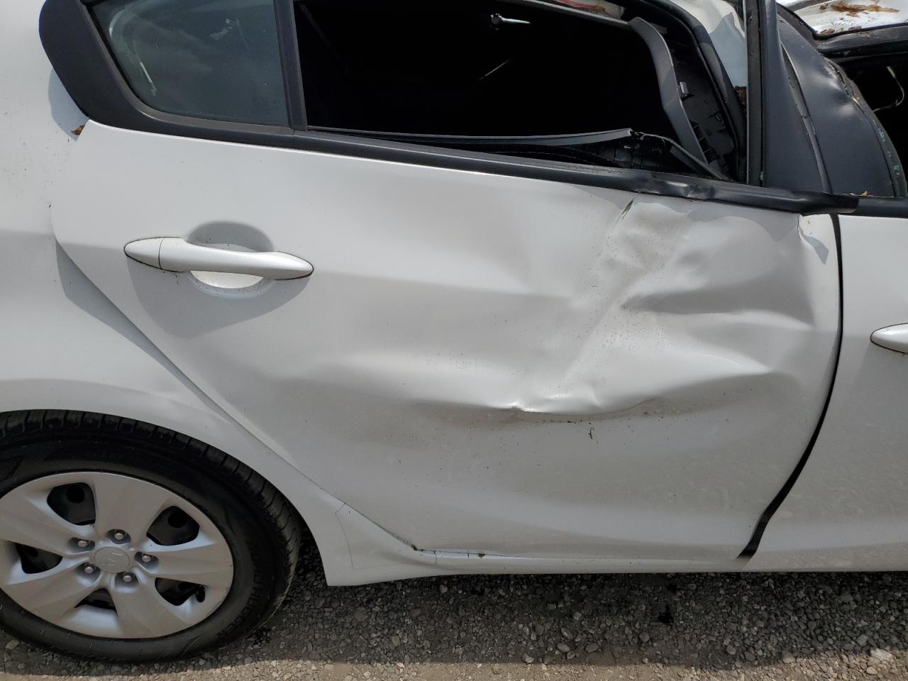 2017 Kia Forte Lx VIN: 3KPFL4A79HE040570 Lot: 64053084