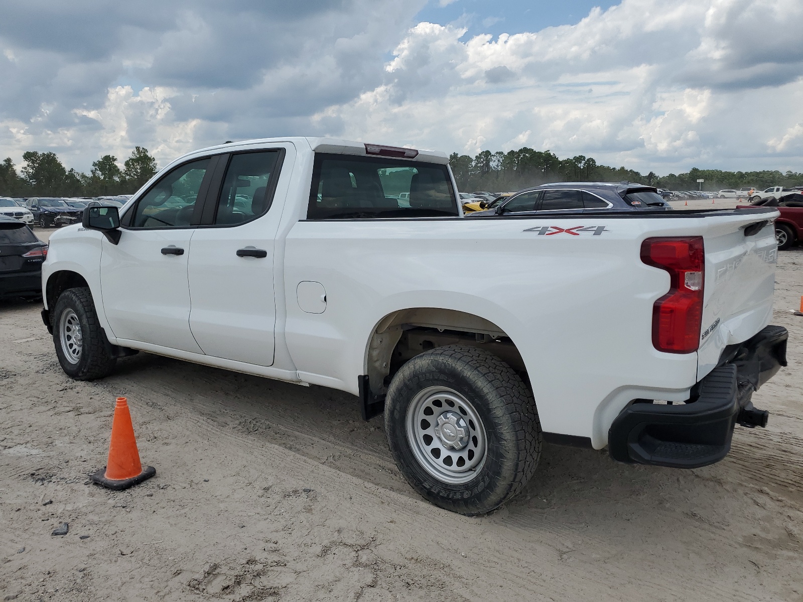 2021 Chevrolet Silverado K1500 vin: 1GCRYAEF1MZ331982