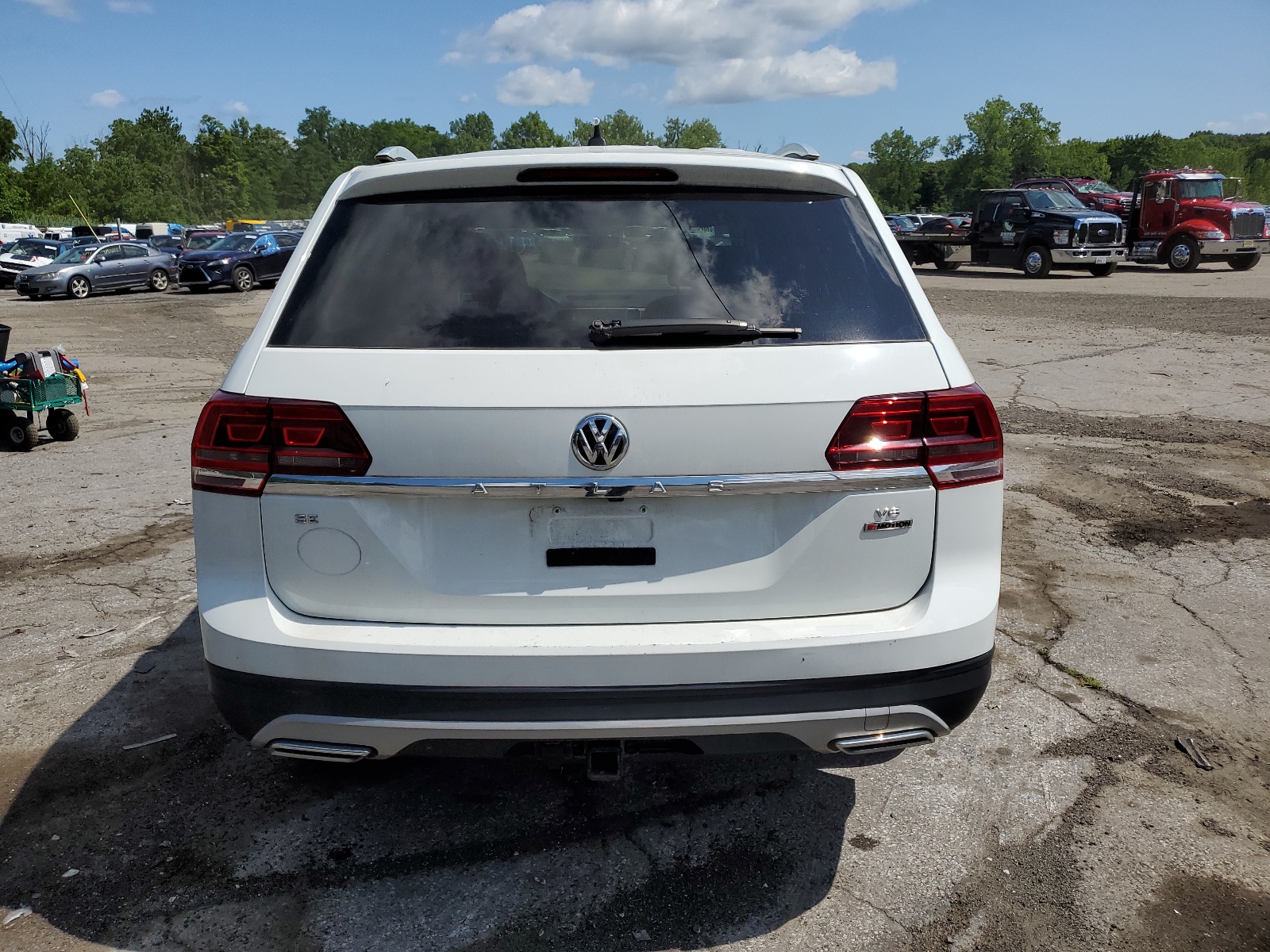 1V2UR2CA1KC610528 2019 Volkswagen Atlas Se