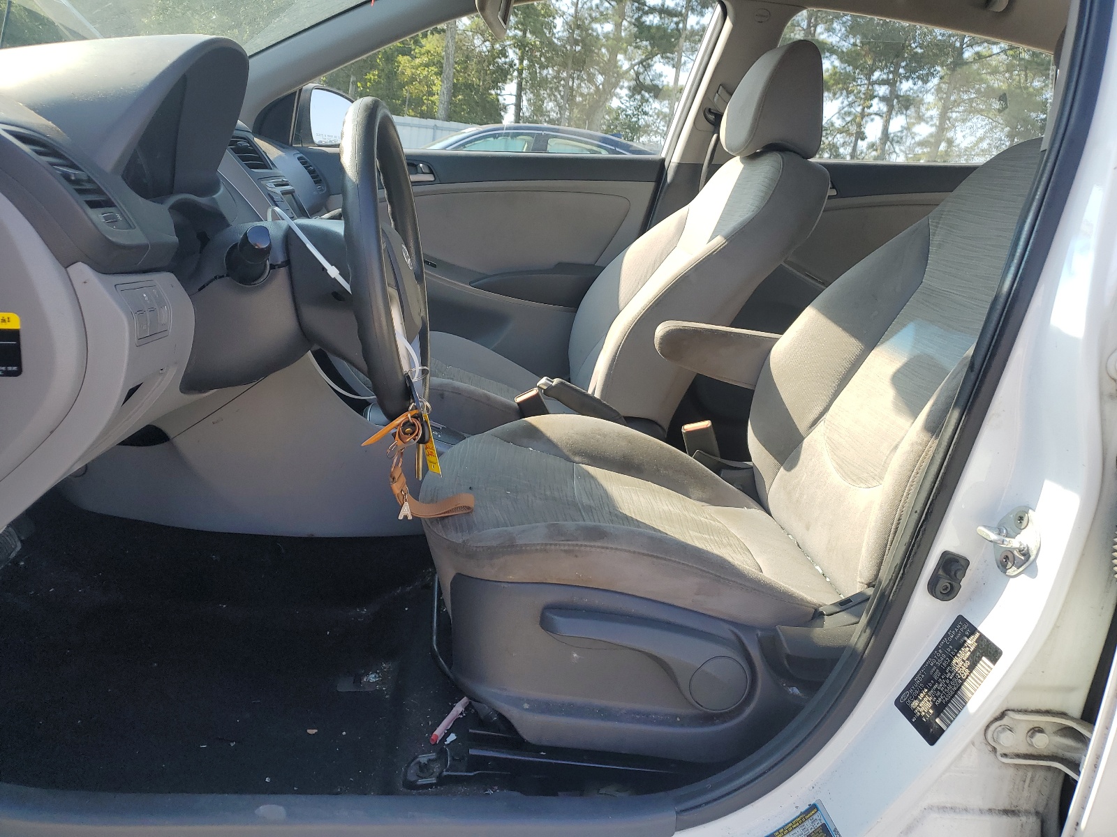 KMHCT5AE6GU270490 2016 Hyundai Accent Se