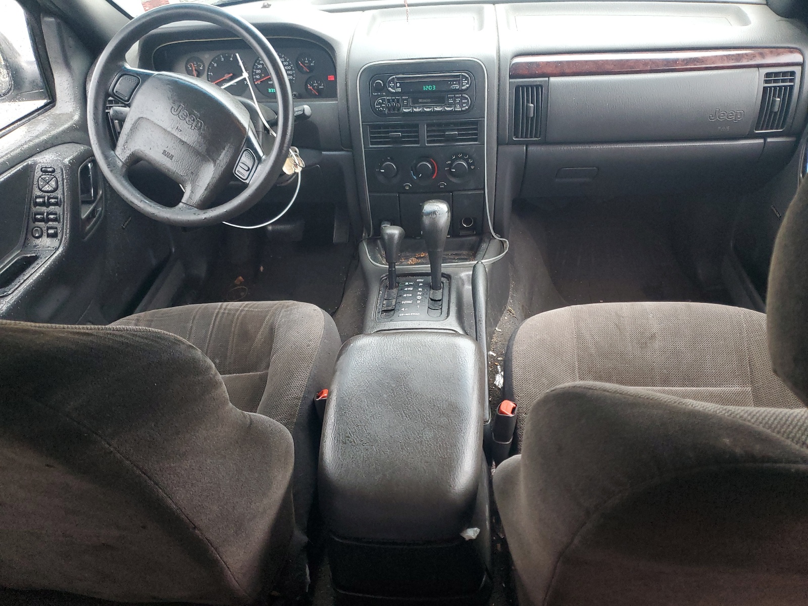 1J4GW48S3YC214253 2000 Jeep Grand Cherokee Laredo