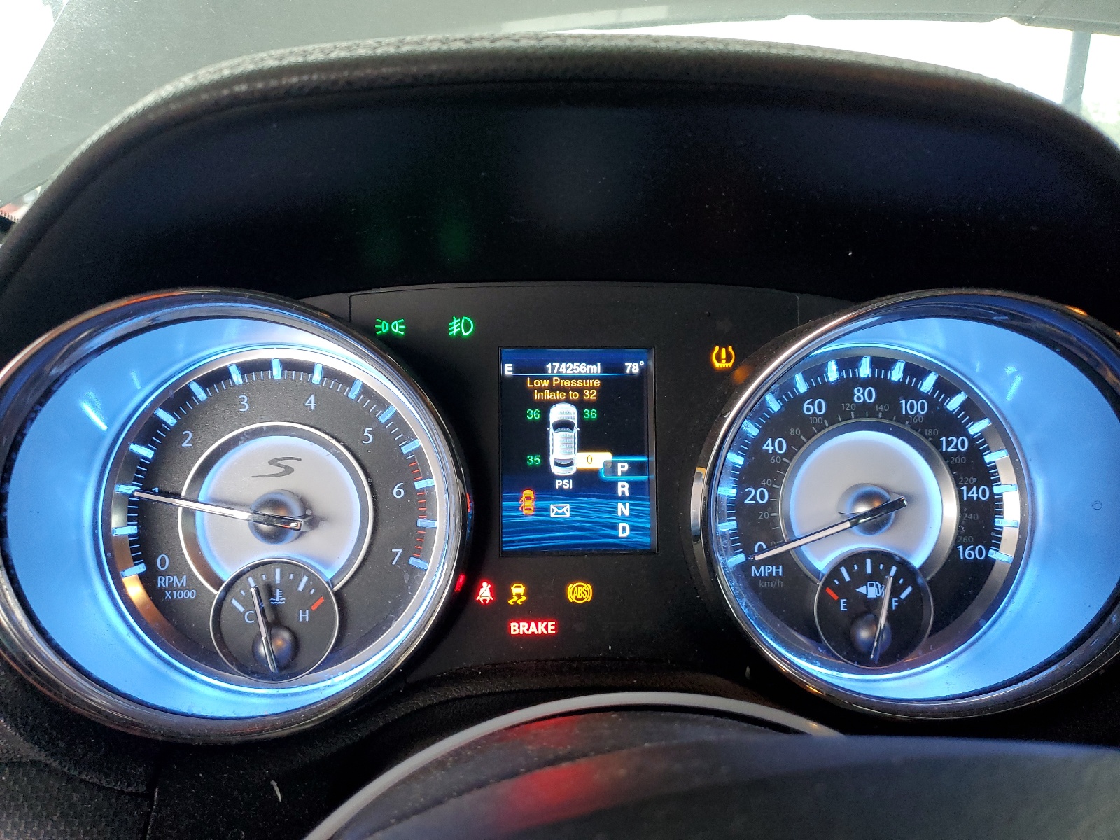 2C3CCABT5EH138769 2014 Chrysler 300 S