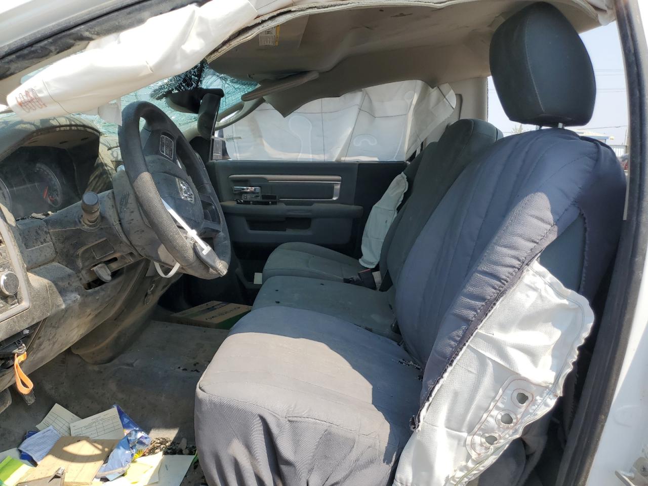 2019 Ram 1500 Classic Tradesman VIN: 3C6JR7DG2KG505201 Lot: 64160054