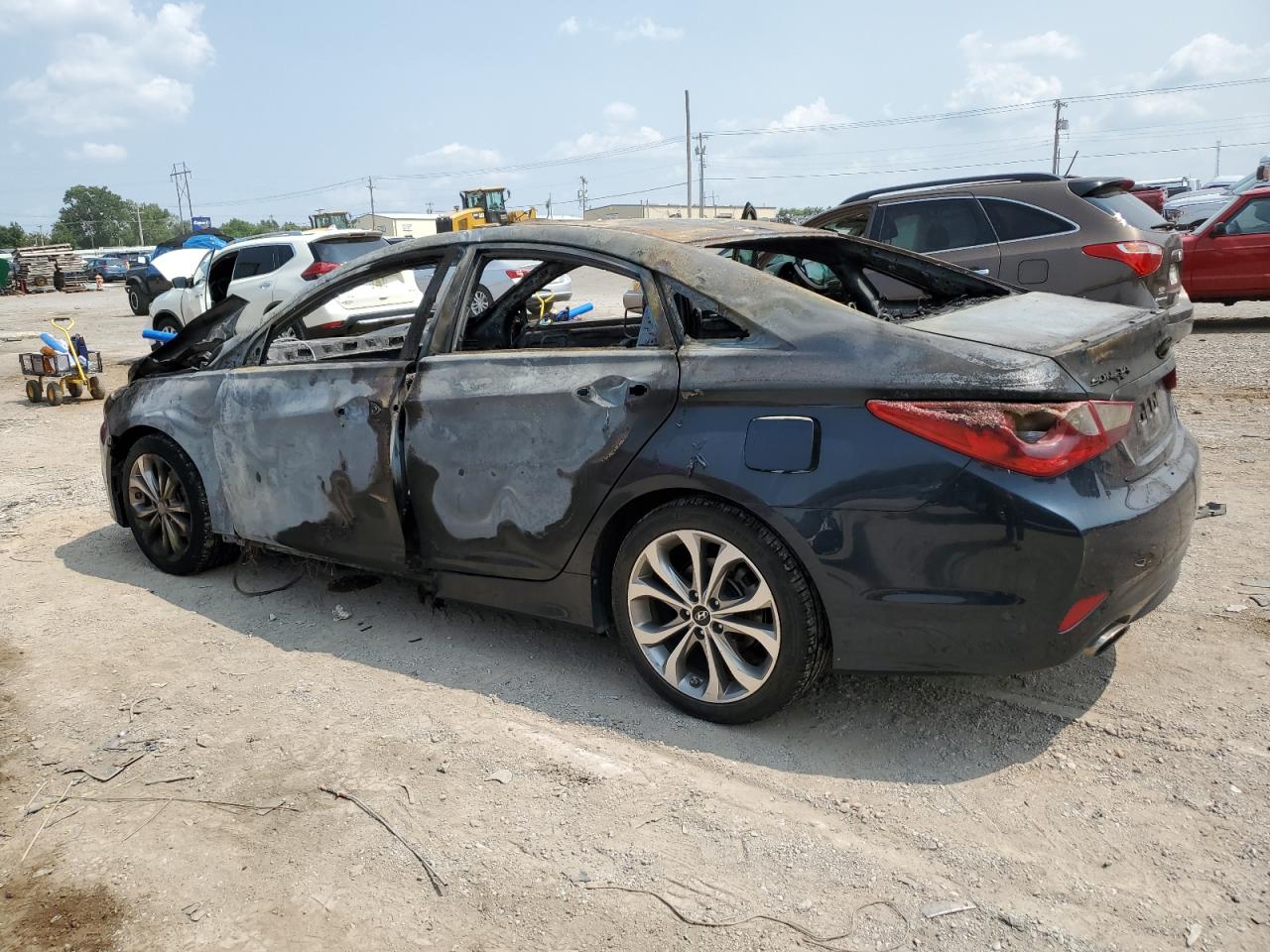 2014 Hyundai Sonata - Image 2