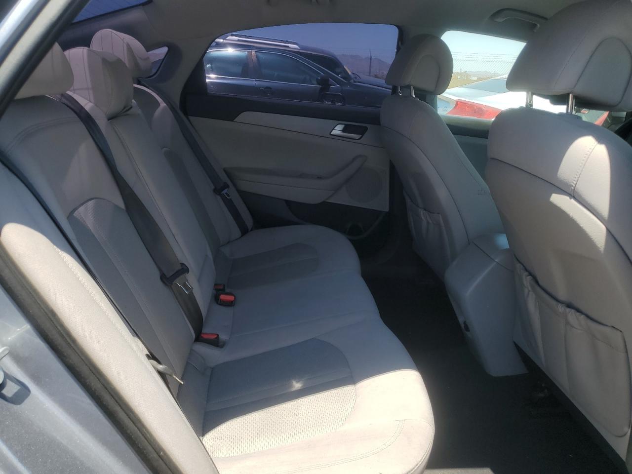 2017 Hyundai Sonata - Image 10