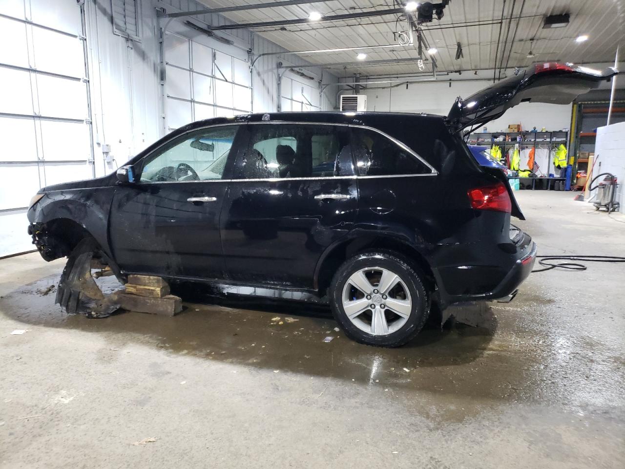 2010 Acura MDX - Image 2