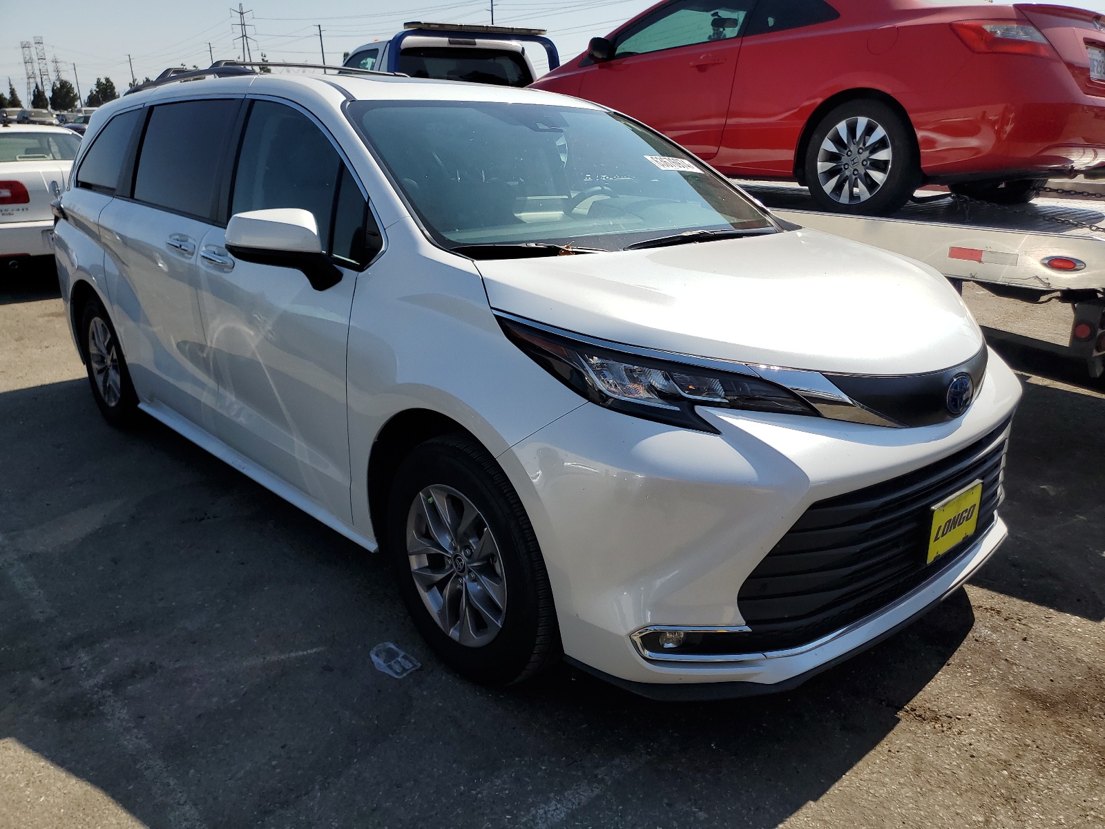 5TDYRKEC1PS139469 2023 Toyota Sienna Xle