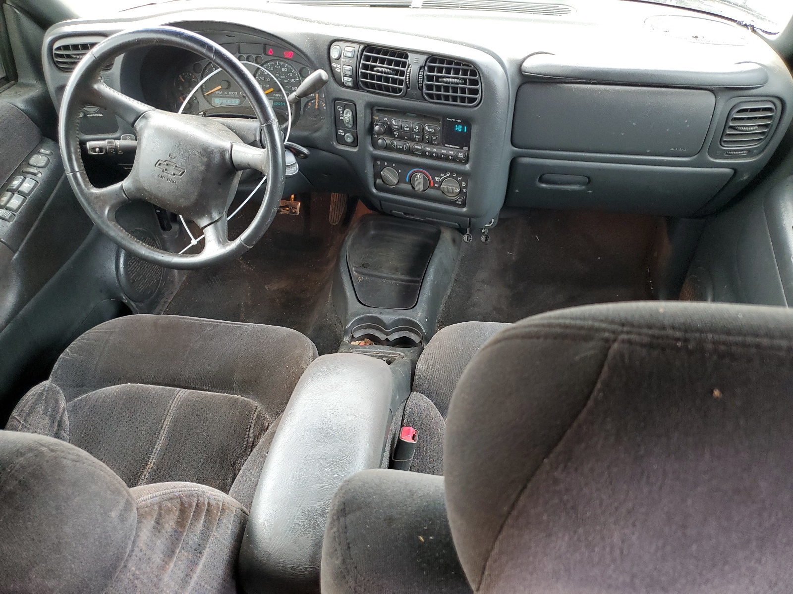 1GNDT13W712201714 2001 Chevrolet Blazer