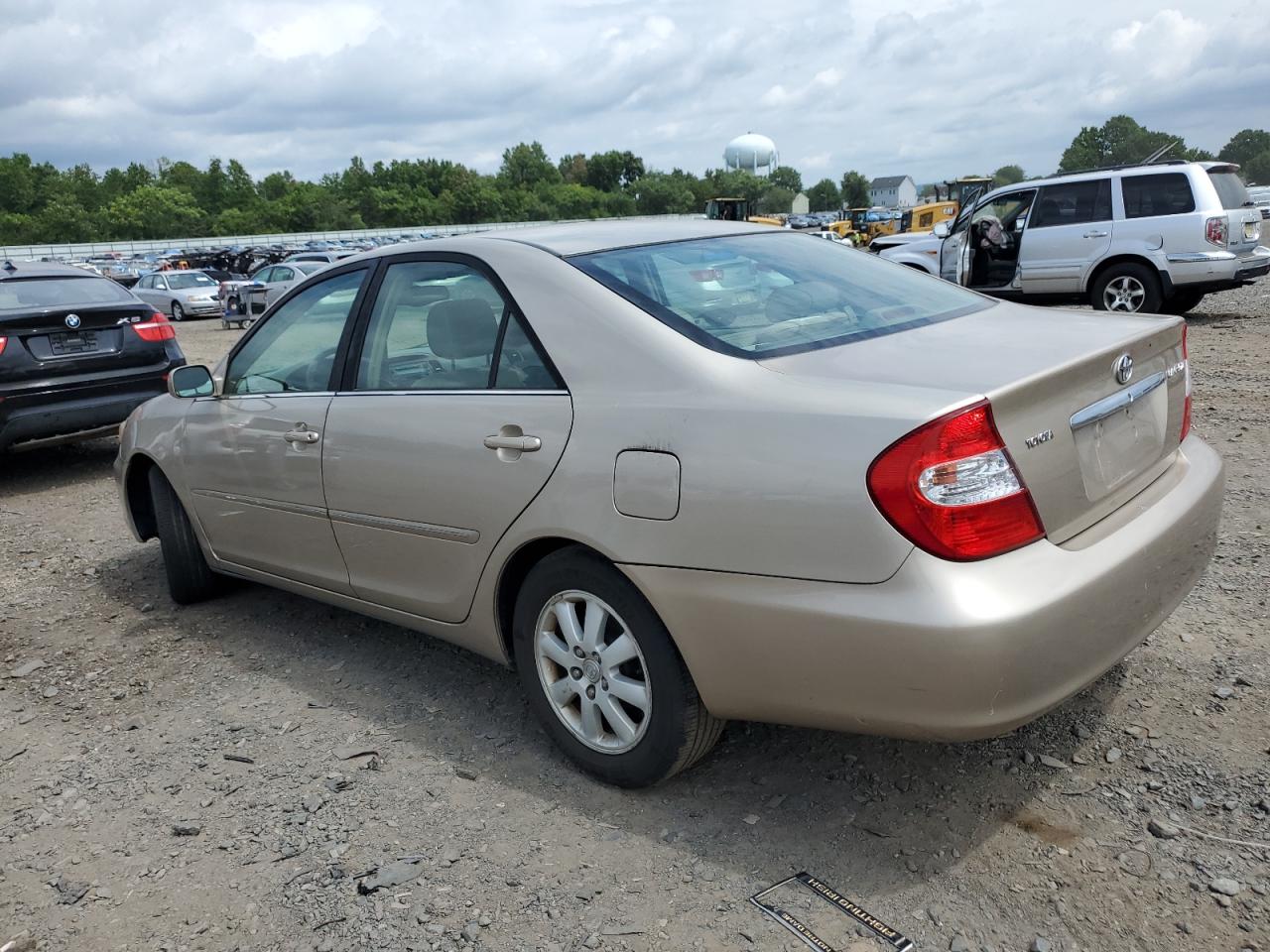 2004 Toyota Camry Le VIN: 4T1BE30KX4U902856 Lot: 65145934