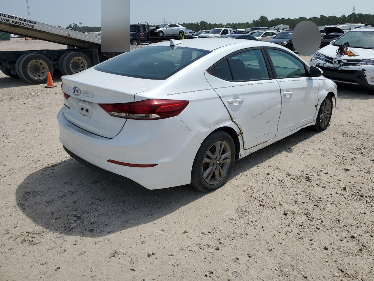 2018 Hyundai Elantra Sel vin: 5NPD84LF0JH380317