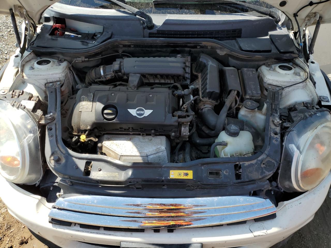 2013 Mini Cooper VIN: WMWSU3C55DT689752 Lot: 63535644