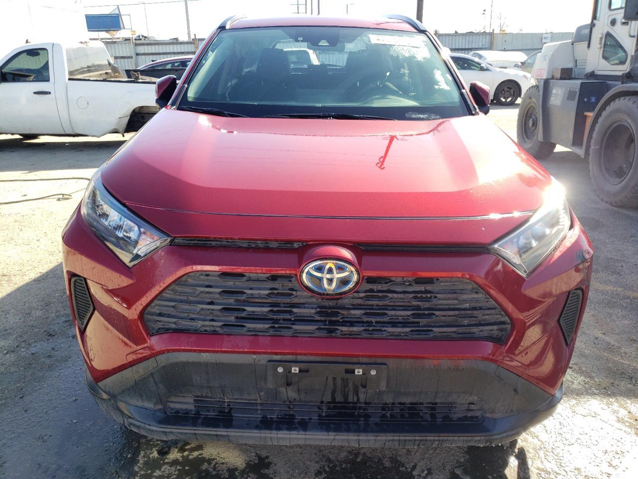 JTMMWRFV4LD067589 2020 Toyota Rav4 Le