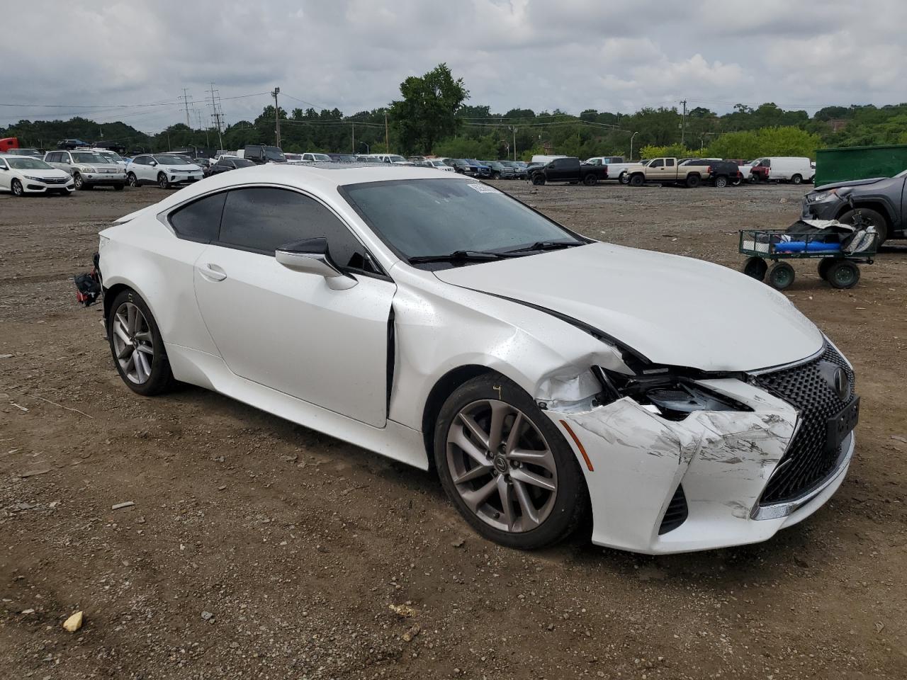 2019 Lexus RC - Image 4
