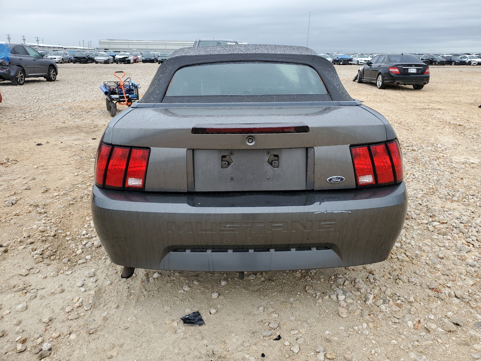 1FAFP44604F136729 2004 Ford Mustang