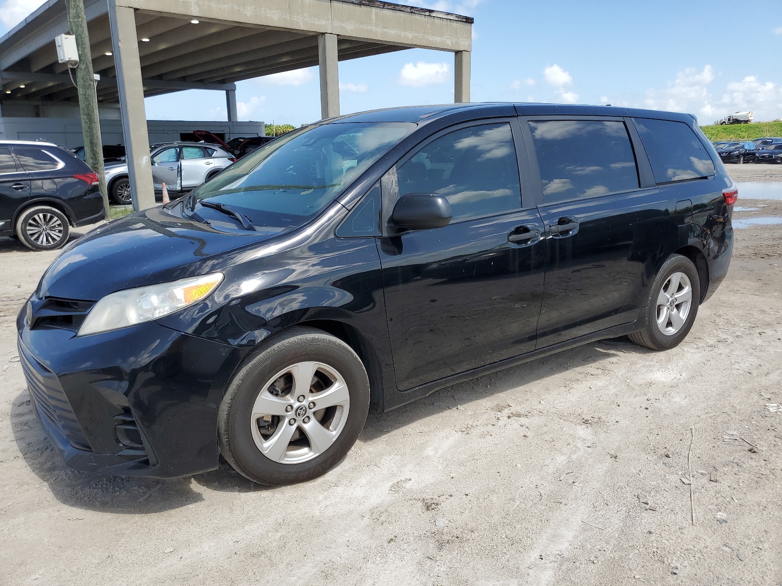 2020 Toyota Sienna L vin: 5TDZZ3DC9LS067443