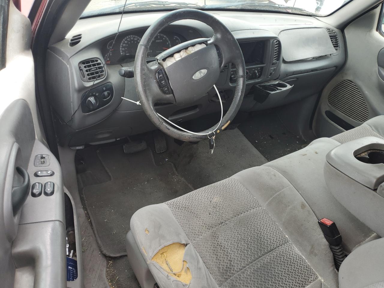 2002 Ford F150 VIN: 2FTRX07W12CB00777 Lot: 64111884