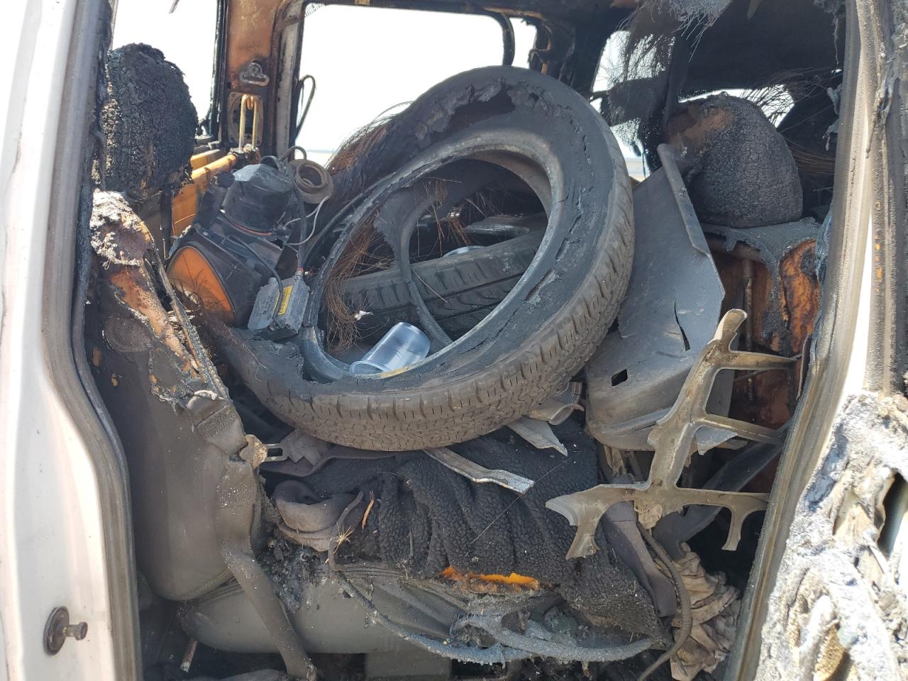 1998 Chevrolet Gmt-400 C3500 VIN: 1GCGC33J1WF013602 Lot: 62551964