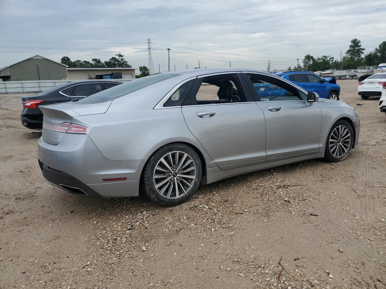 2020 Lincoln MKZ - Image 3