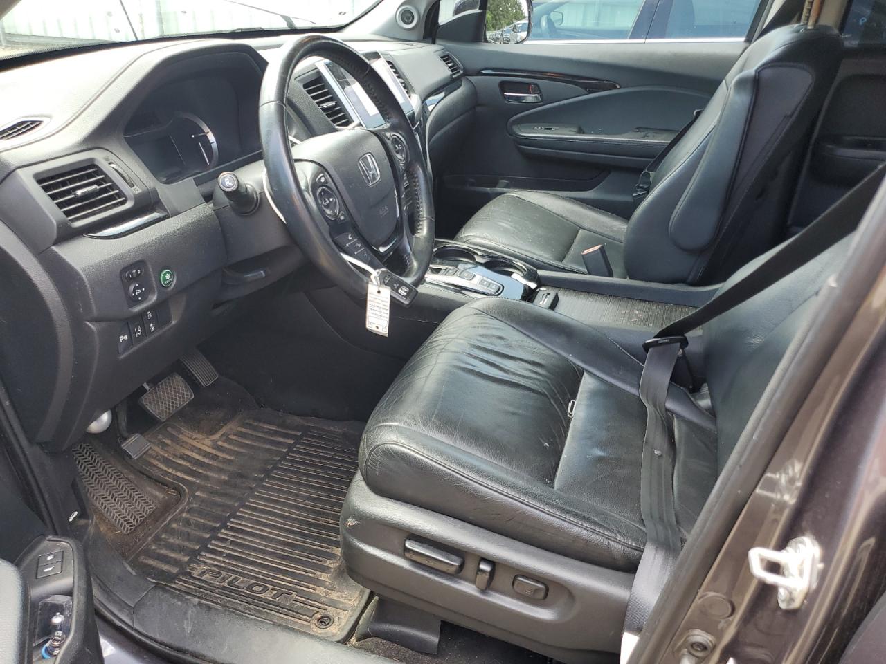 2016 Honda Pilot Touring VIN: 5FNYF5H94GB017641 Lot: 61959724