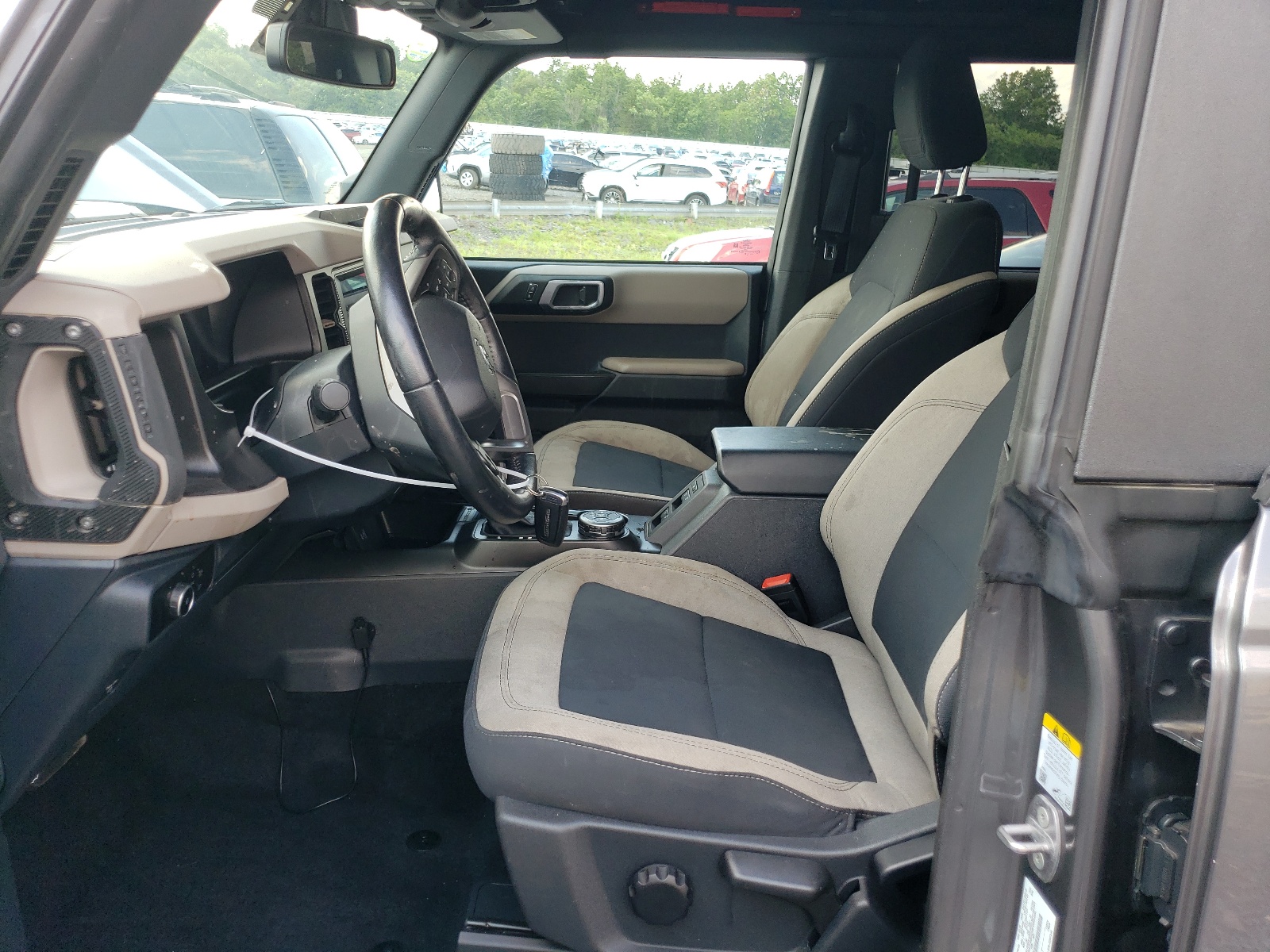 1FMDE5BH1PLB19926 2023 Ford Bronco Base