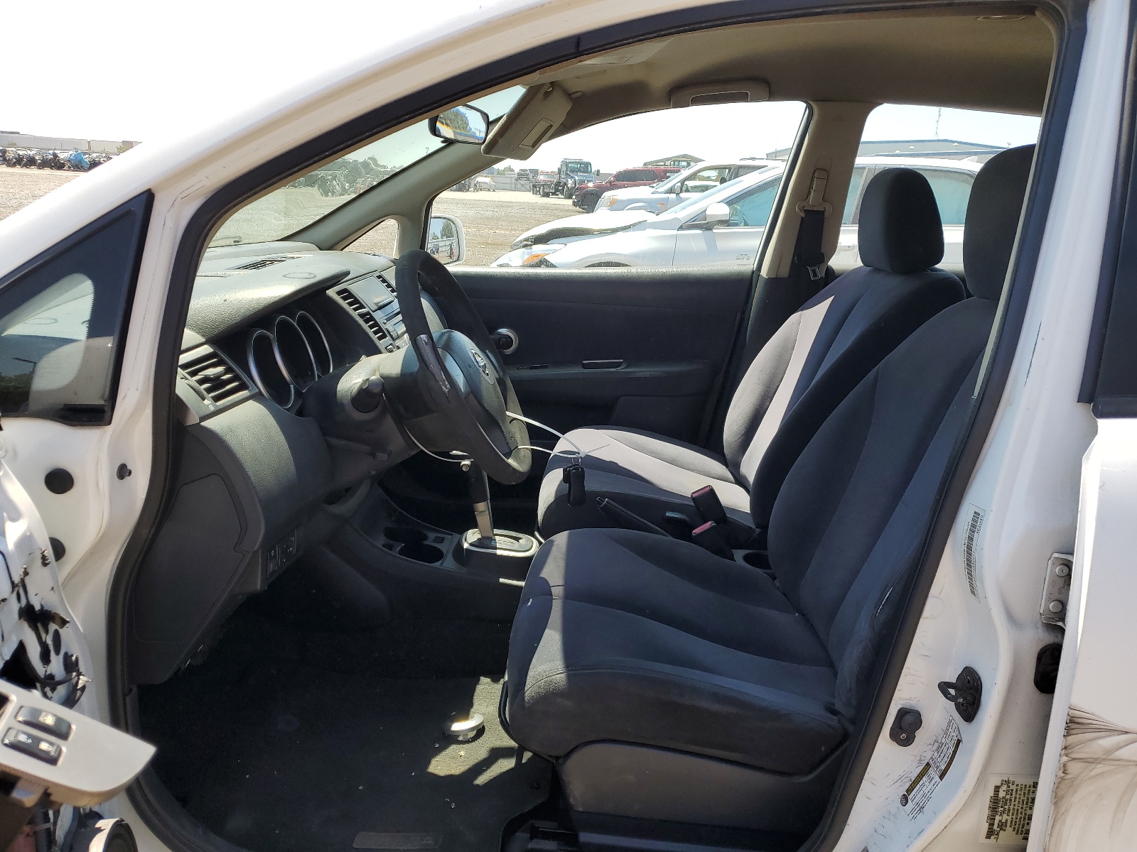 3N1BC13E07L430012 2007 Nissan Versa S