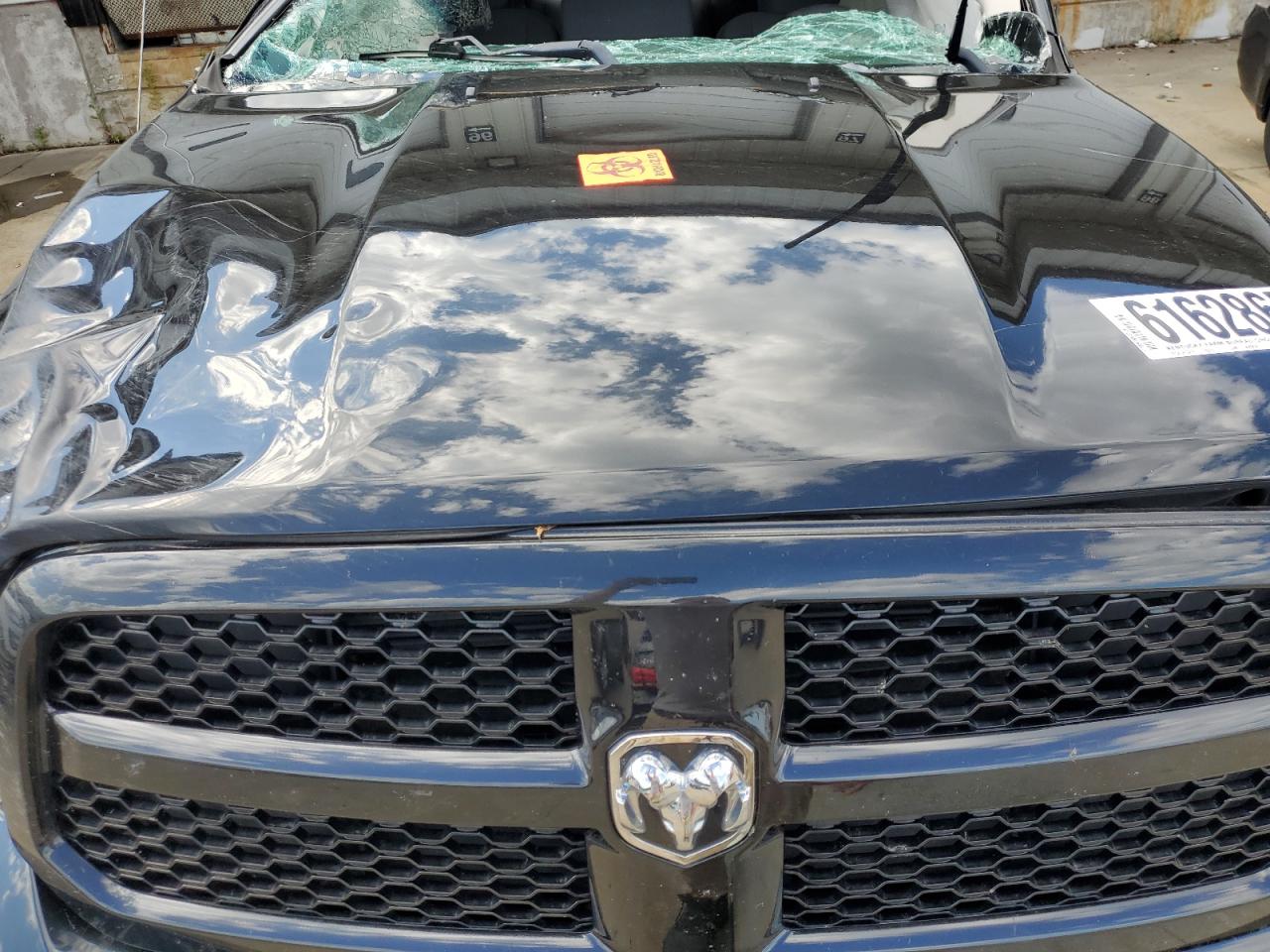 2017 Ram 1500 St VIN: 3C6RR7KT8HG524900 Lot: 61628654