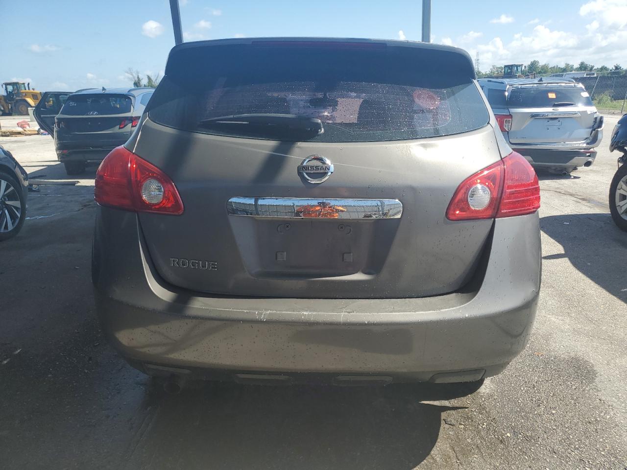 2011 Nissan Rogue S VIN: JN8AS5MT0BW567524 Lot: 61911864