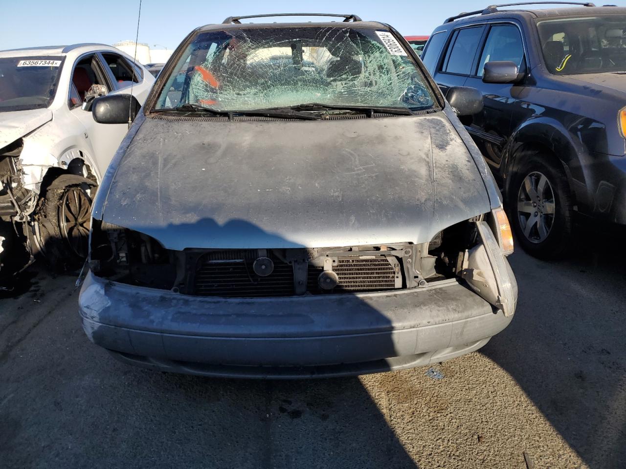 2000 Toyota Sienna - Image 5